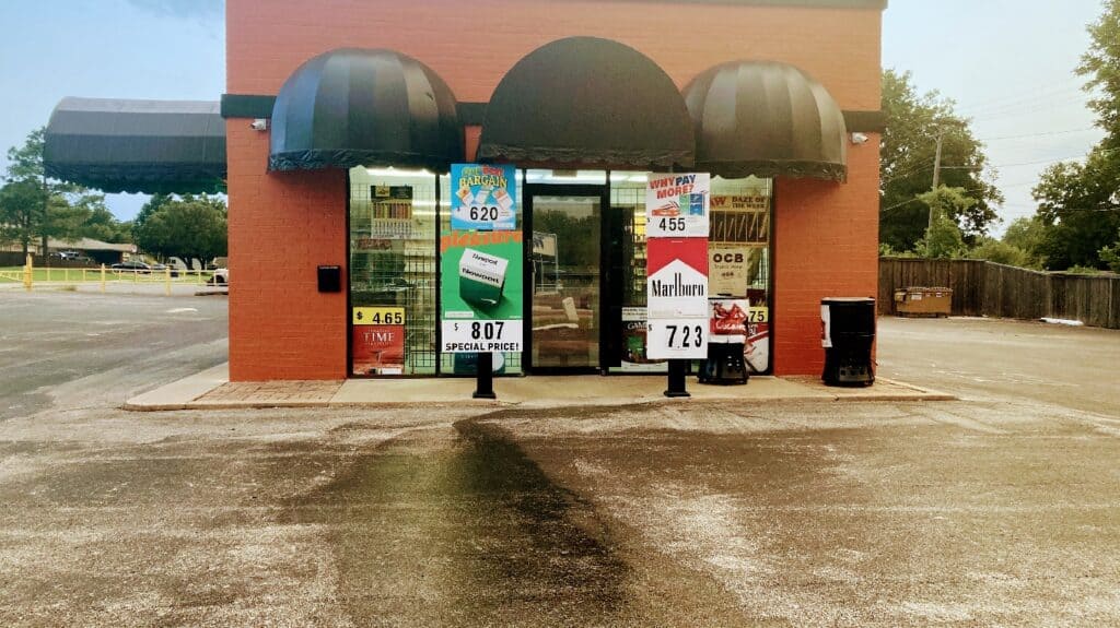 Store – main photo