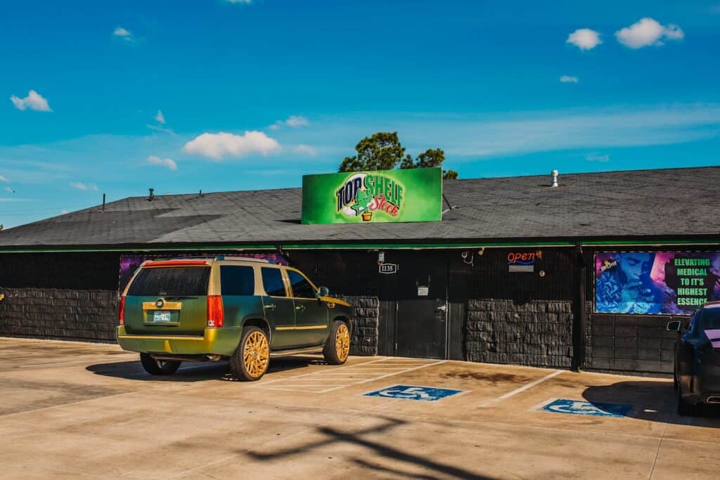 Store – main photo