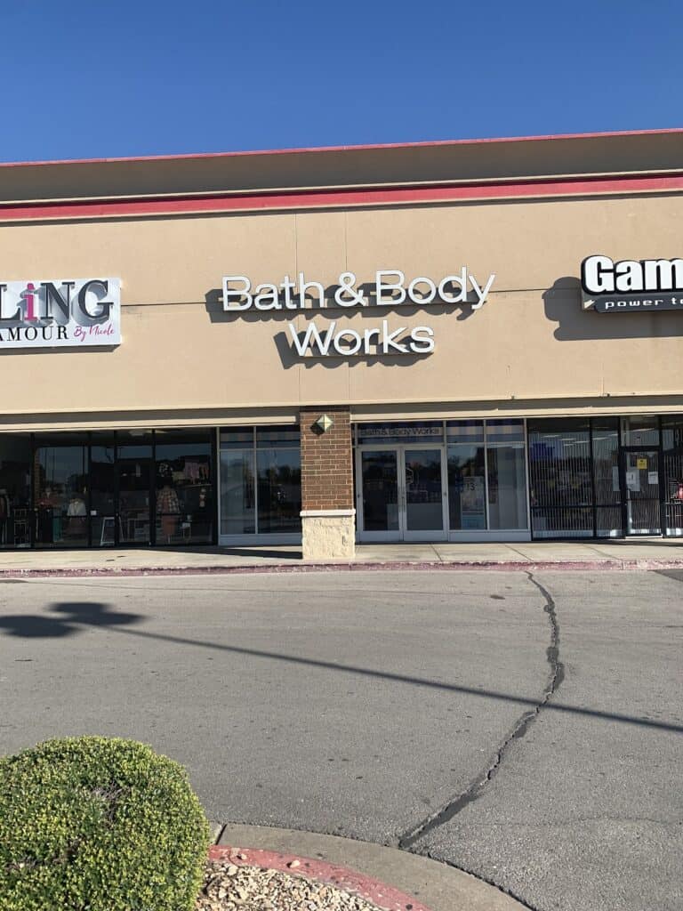 Store – main photo