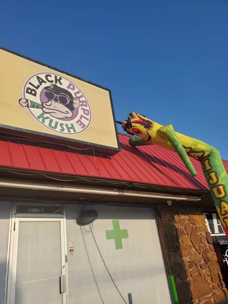 Store – main photo