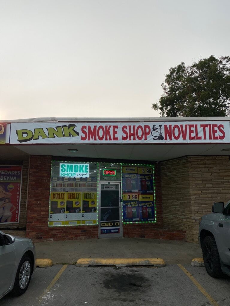 Store – main photo