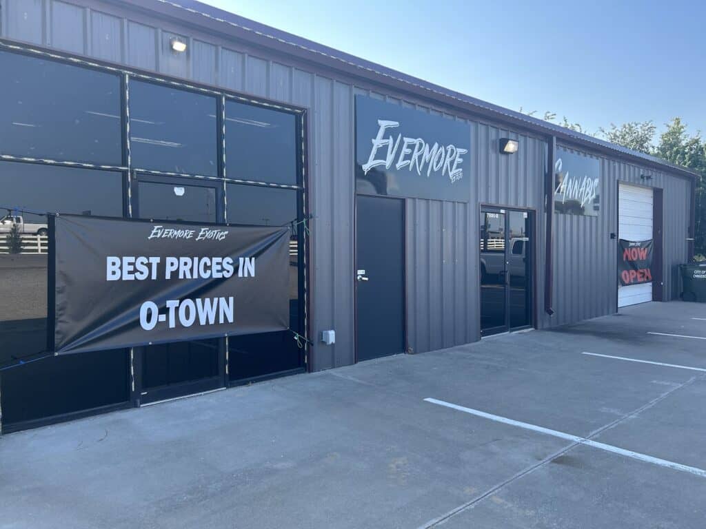 Store – main photo