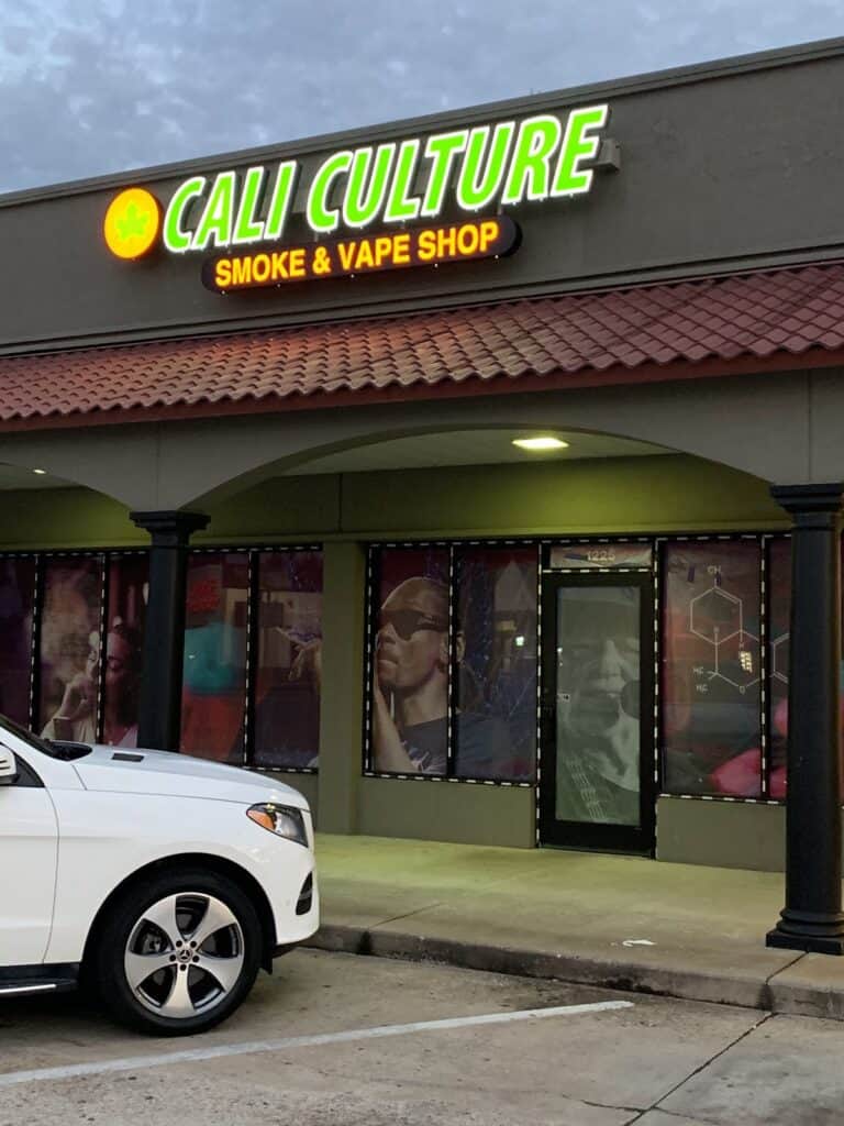 Store – main photo