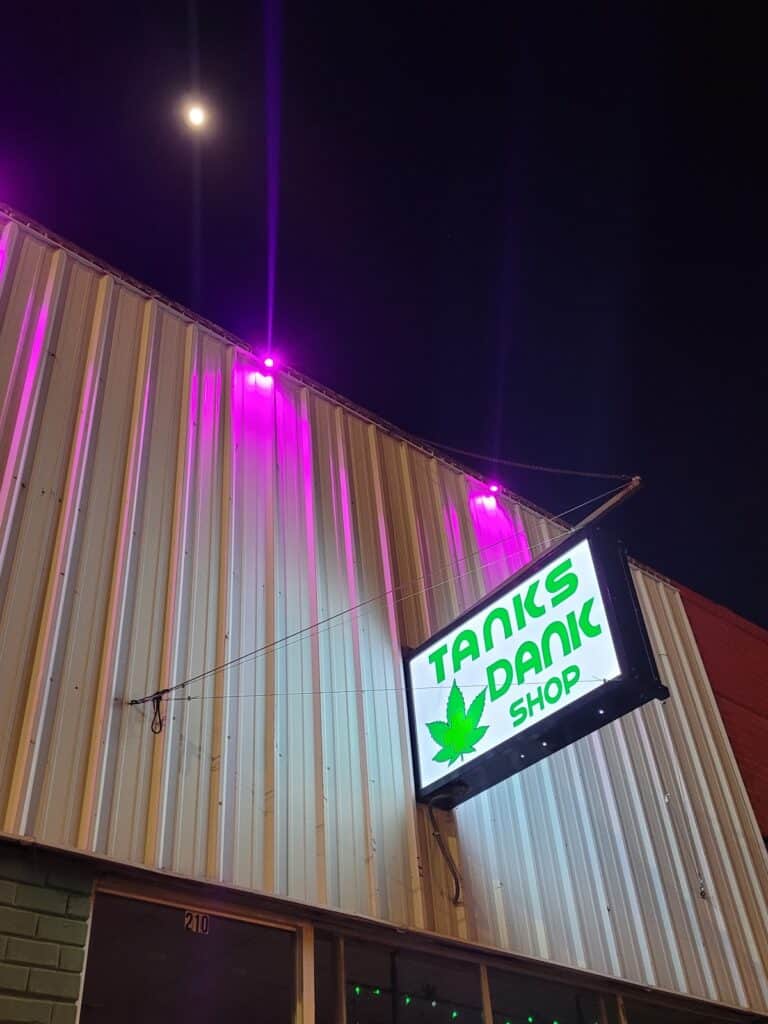 Store – main photo