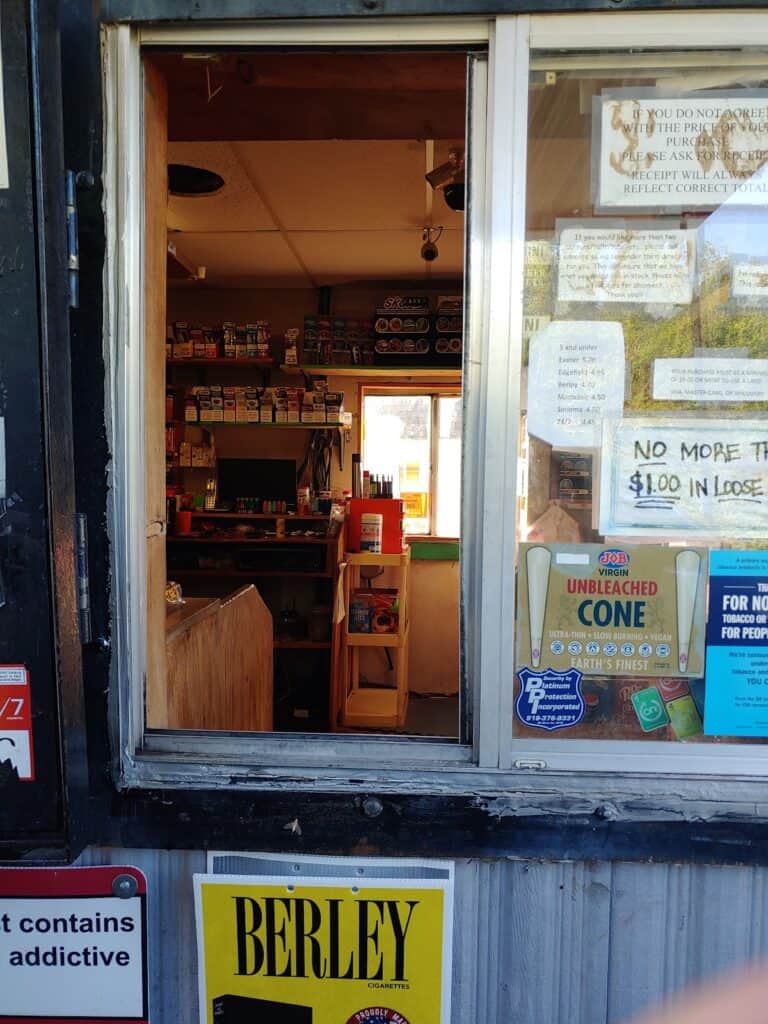 Store – main photo