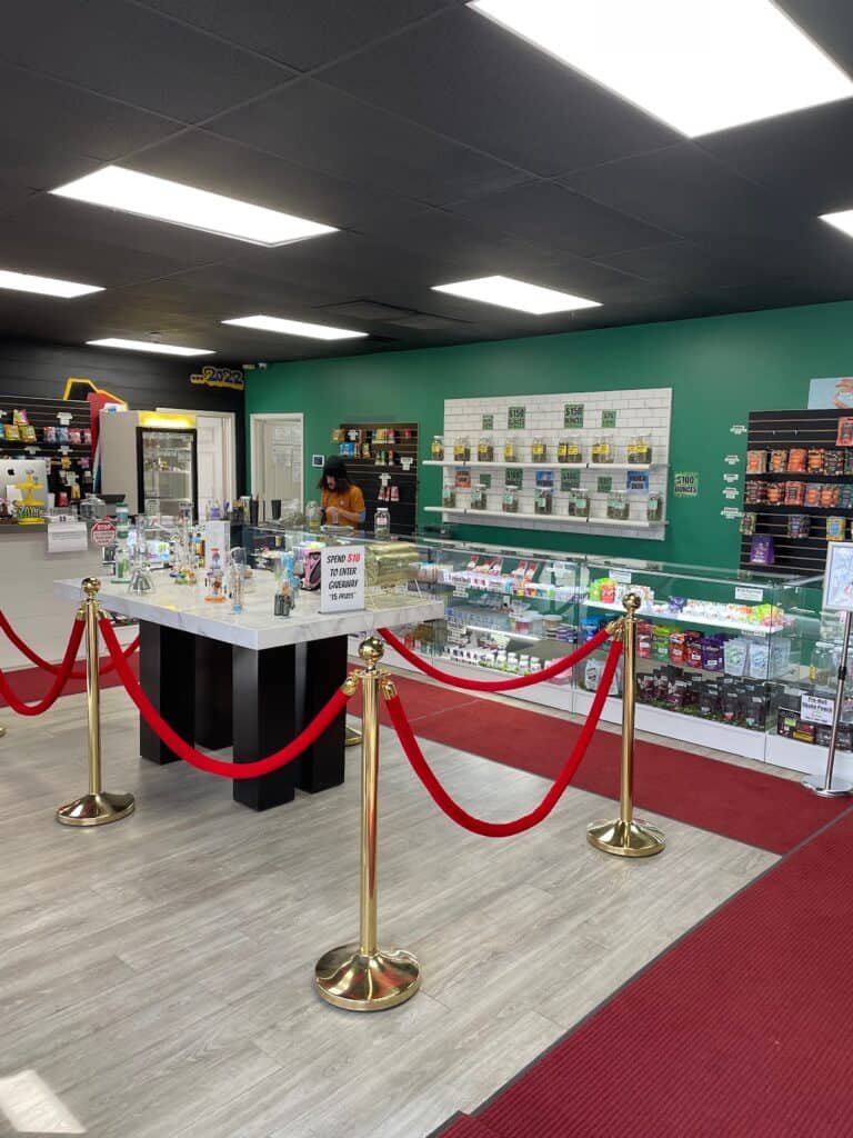 Store – main photo