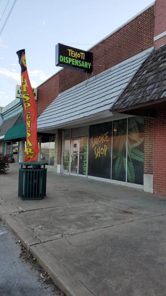 Store – main photo