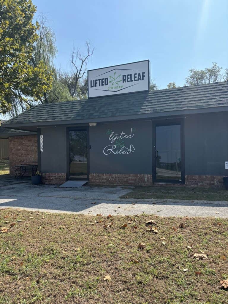 Store – main photo