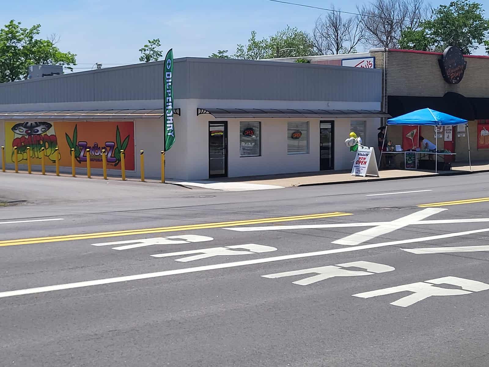 Store – main photo