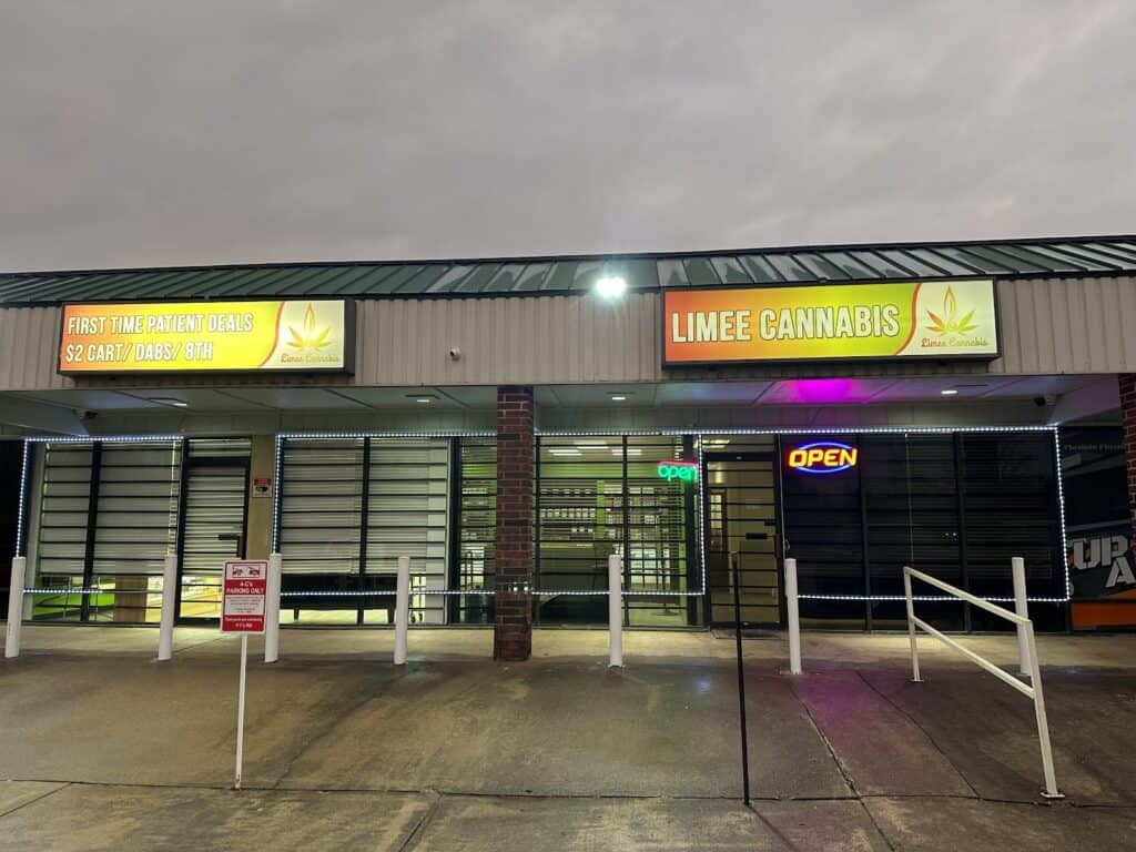 Store – main photo