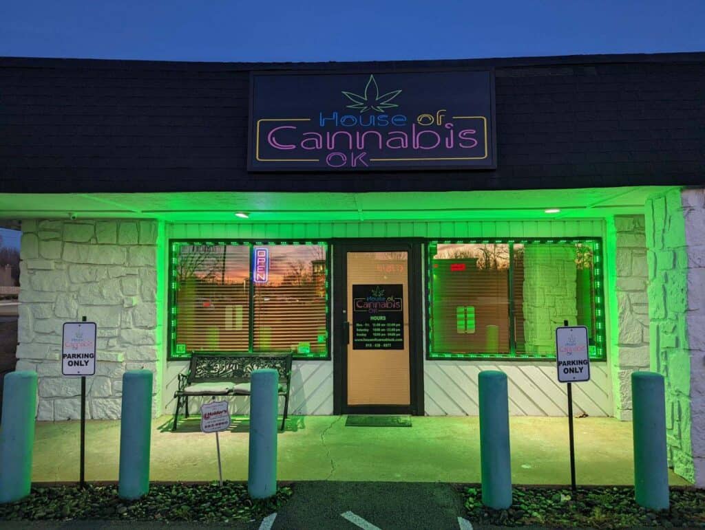 Store – main photo