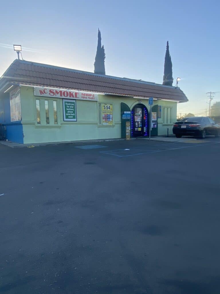 Store – main photo