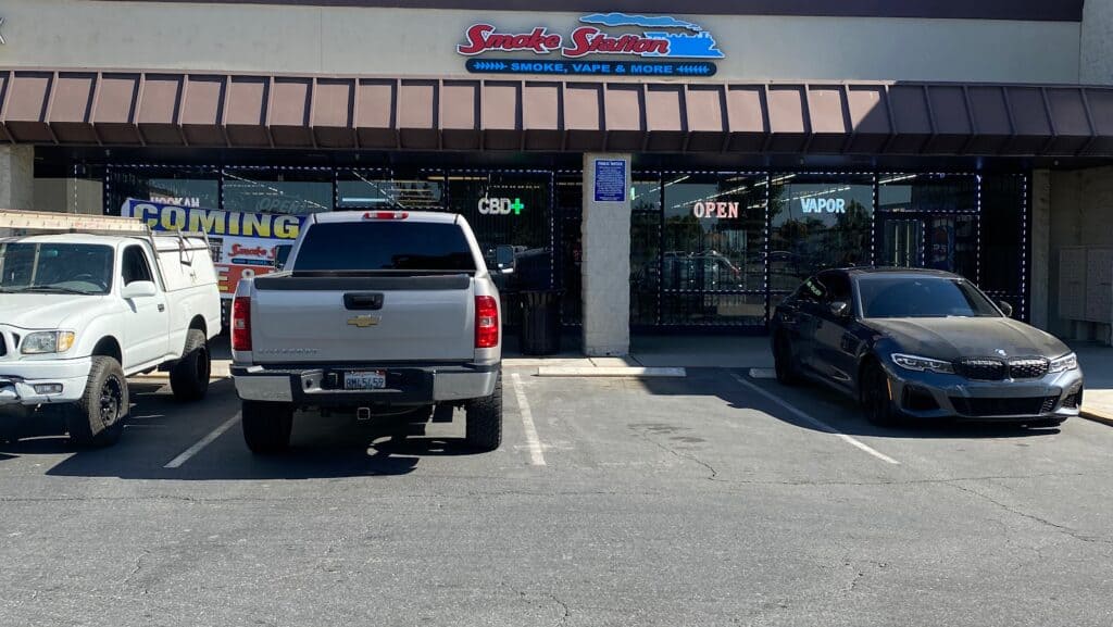 Store – main photo