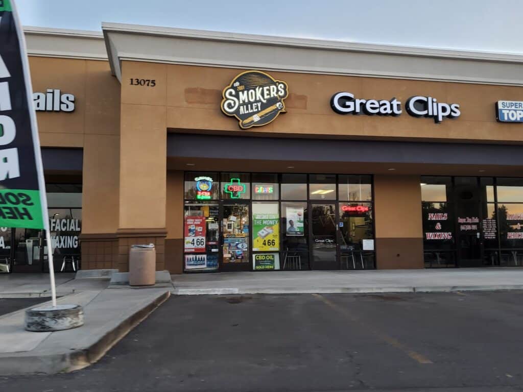 Store – main photo