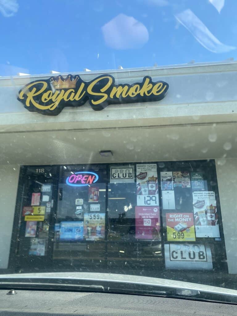 Store – main photo