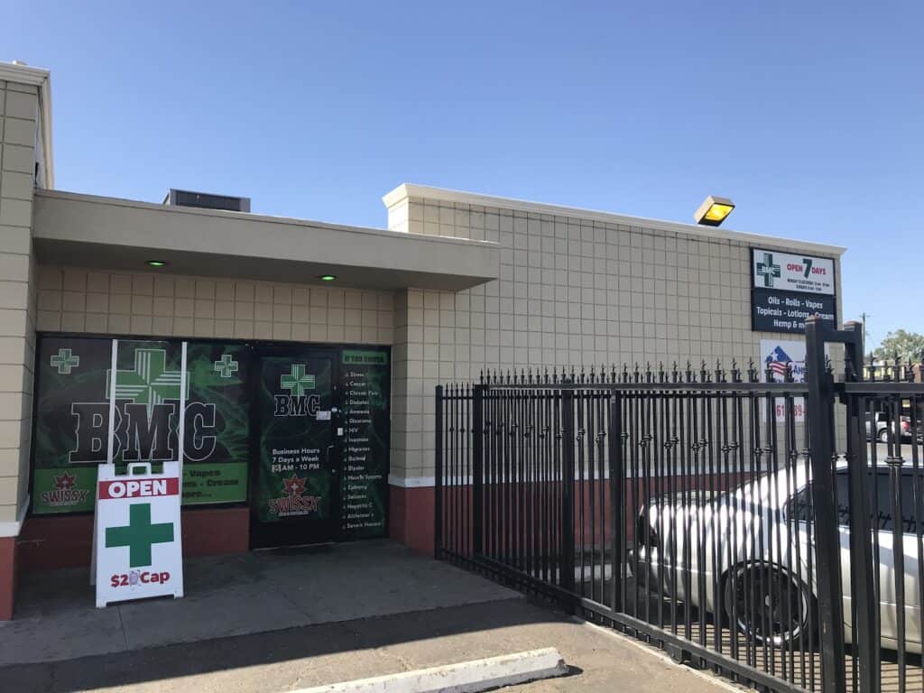 Store – main photo