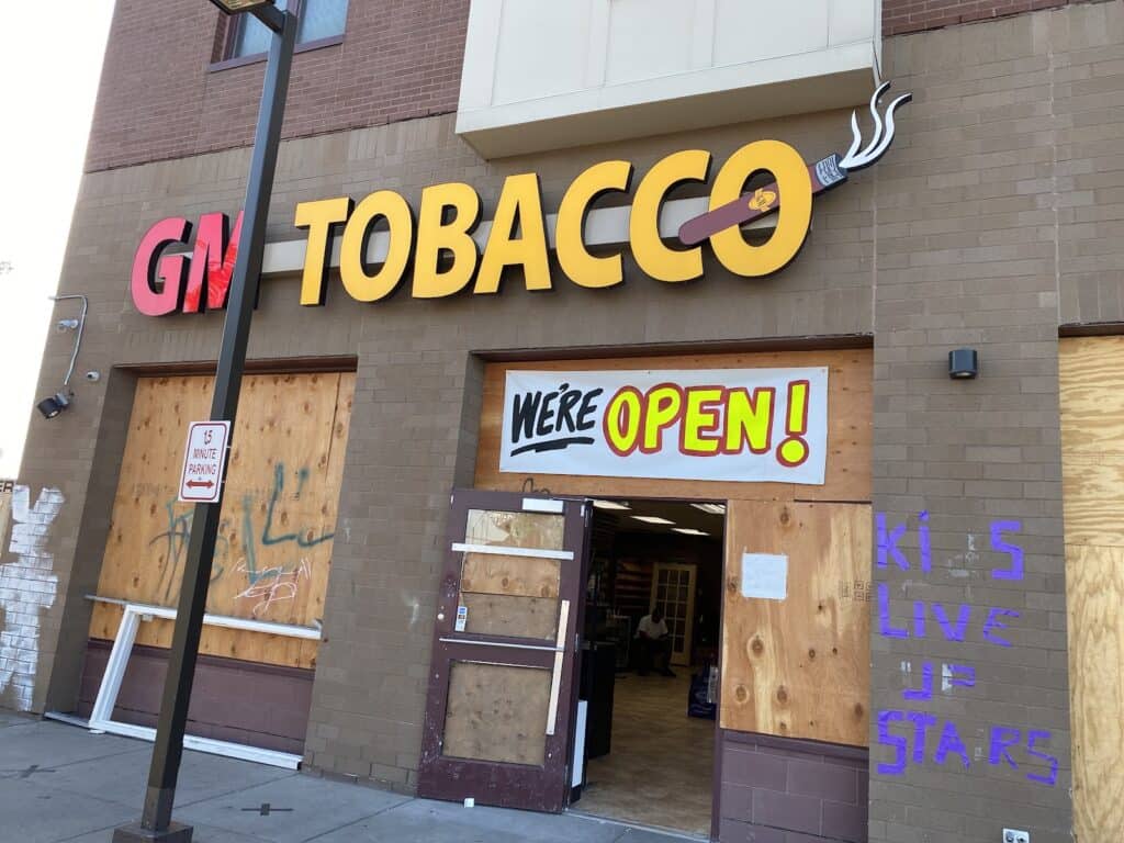 Store – main photo