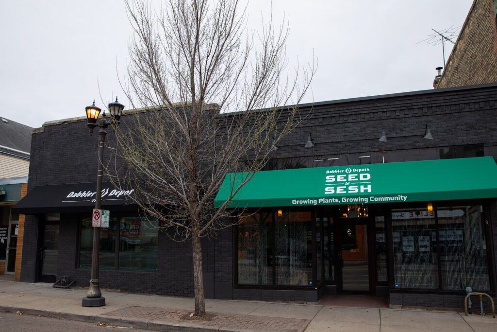 Store – main photo