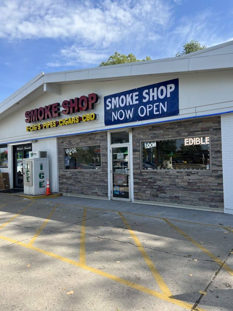 Store – main photo