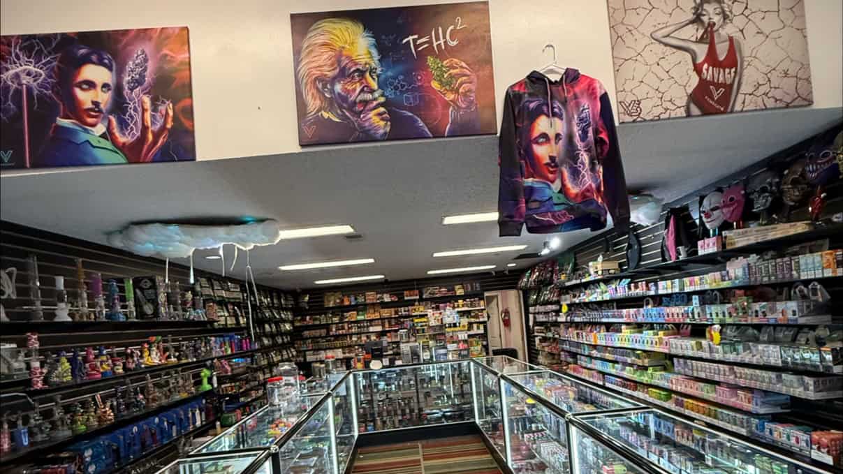 Store – gallery image 2