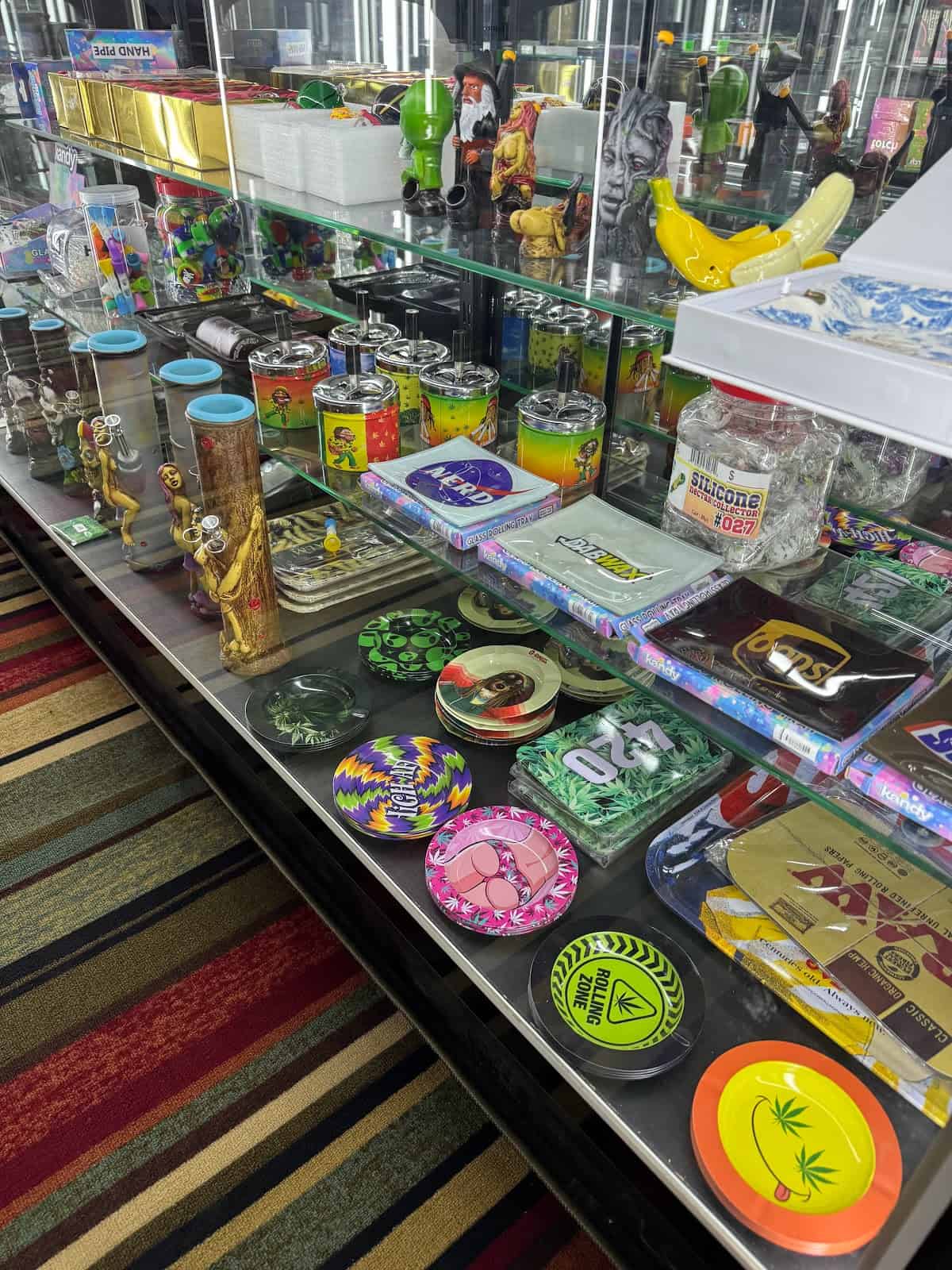 Store – gallery image 7