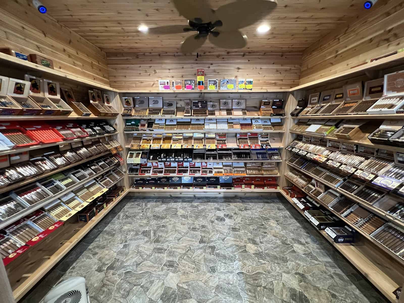 Store – gallery image 4