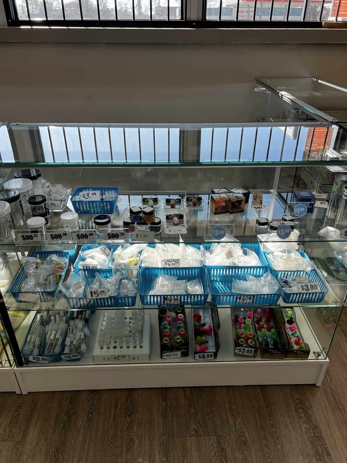 Store – gallery image 2