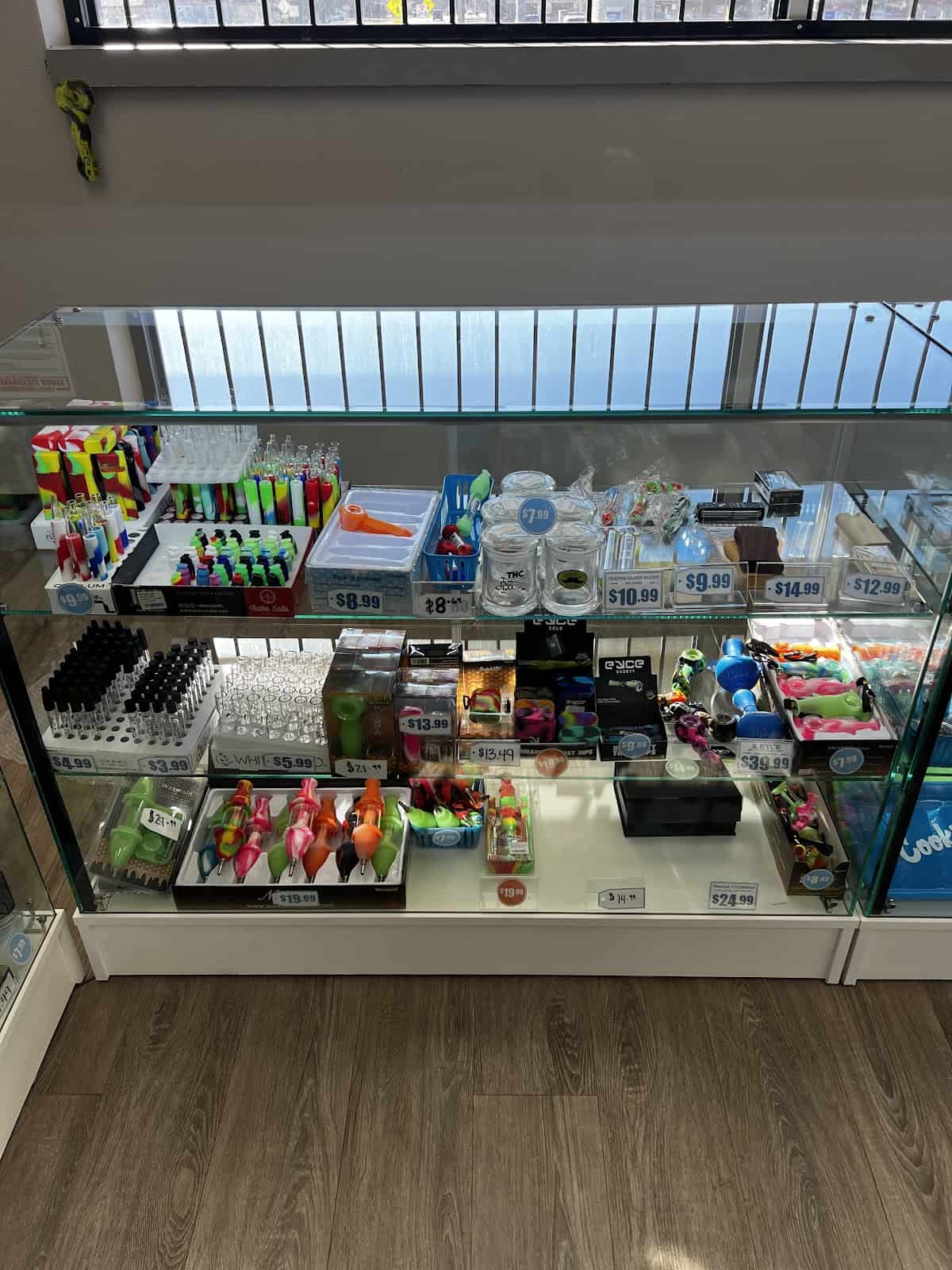 Store – gallery image 6