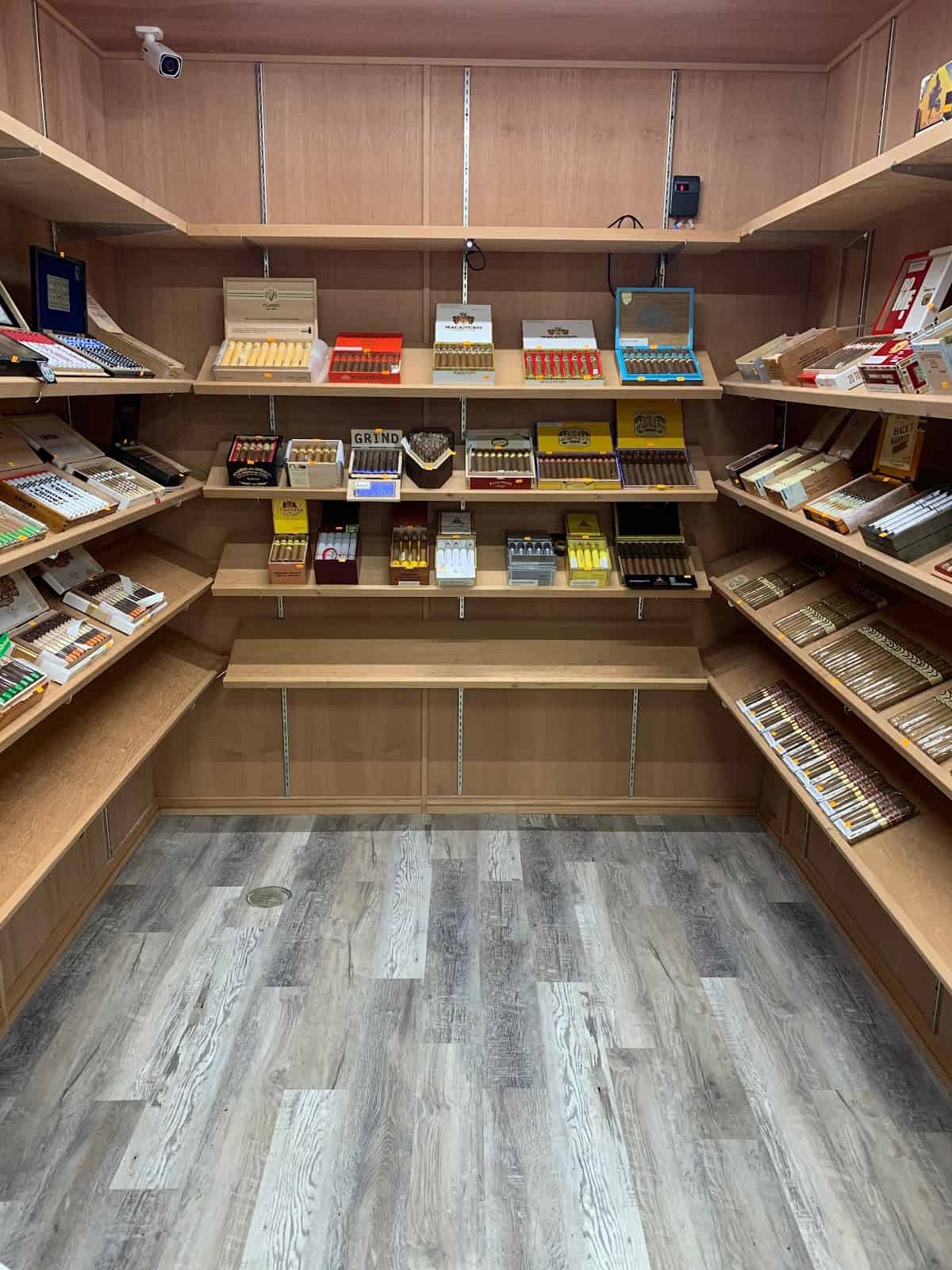 Store – gallery image 8