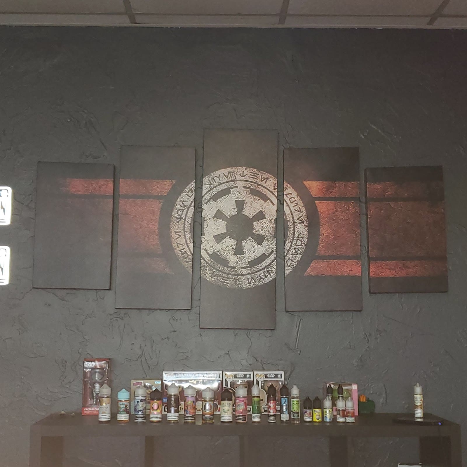 Store – gallery image 2