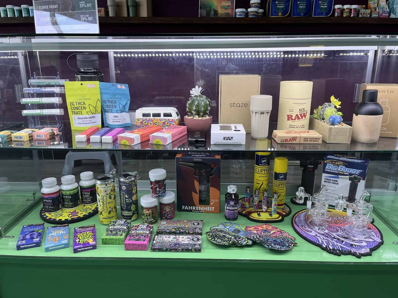 Store – gallery image 5