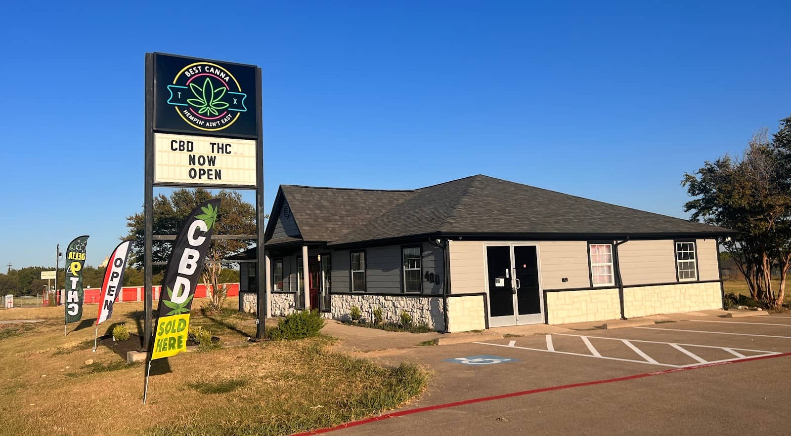 Store – gallery image 4