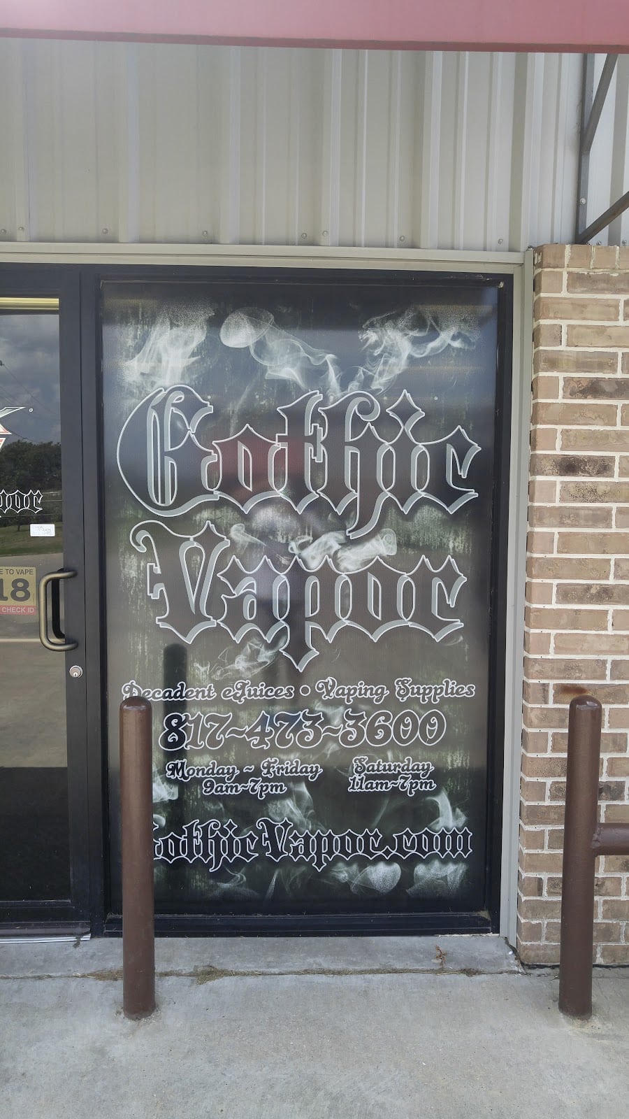 Store – main photo