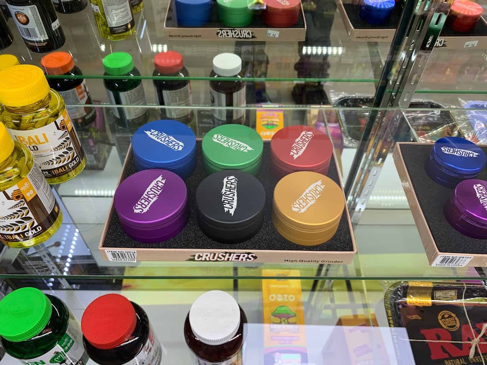 Store – gallery image 4