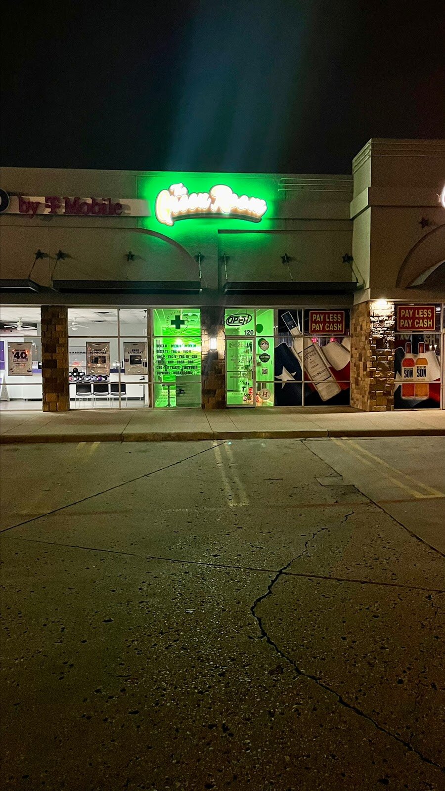 Store – main photo