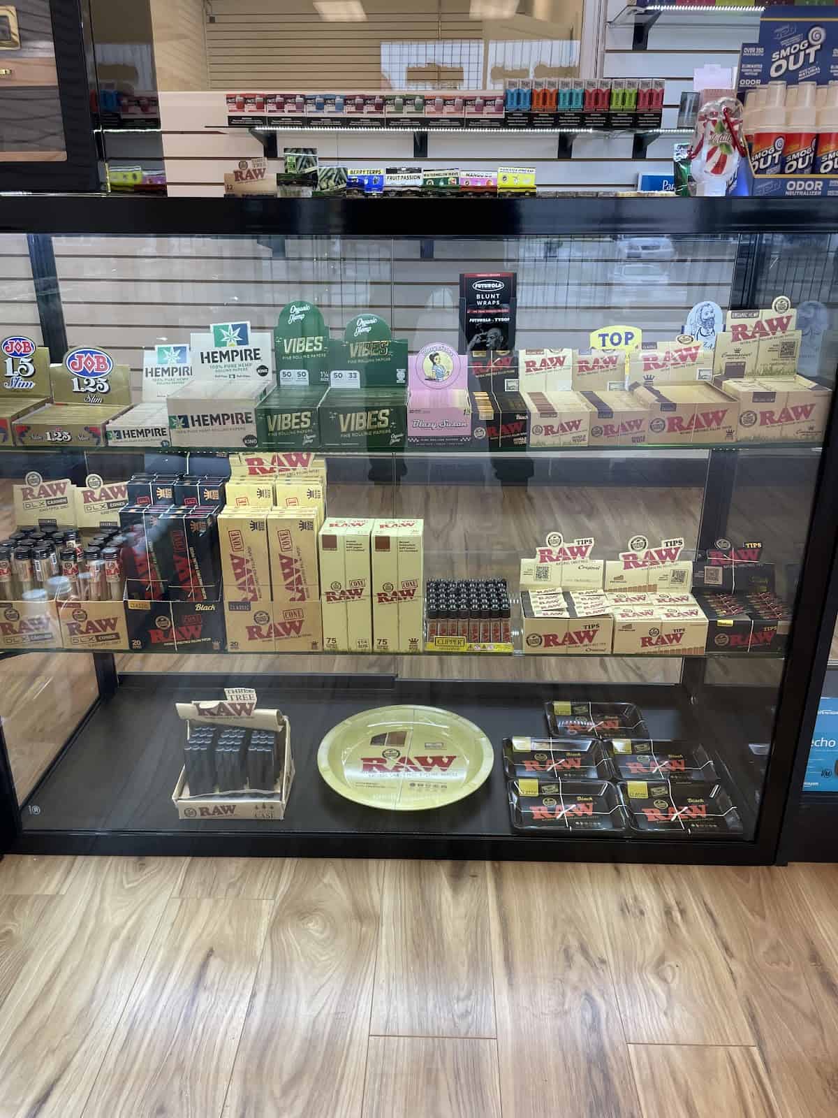 Store – gallery image 2