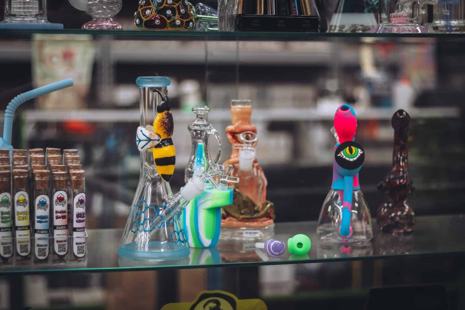 Store – gallery image 2