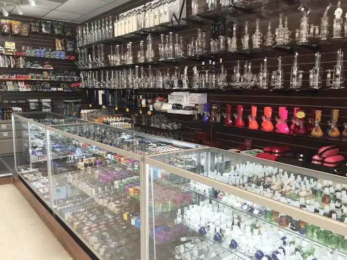 Store – gallery image 9