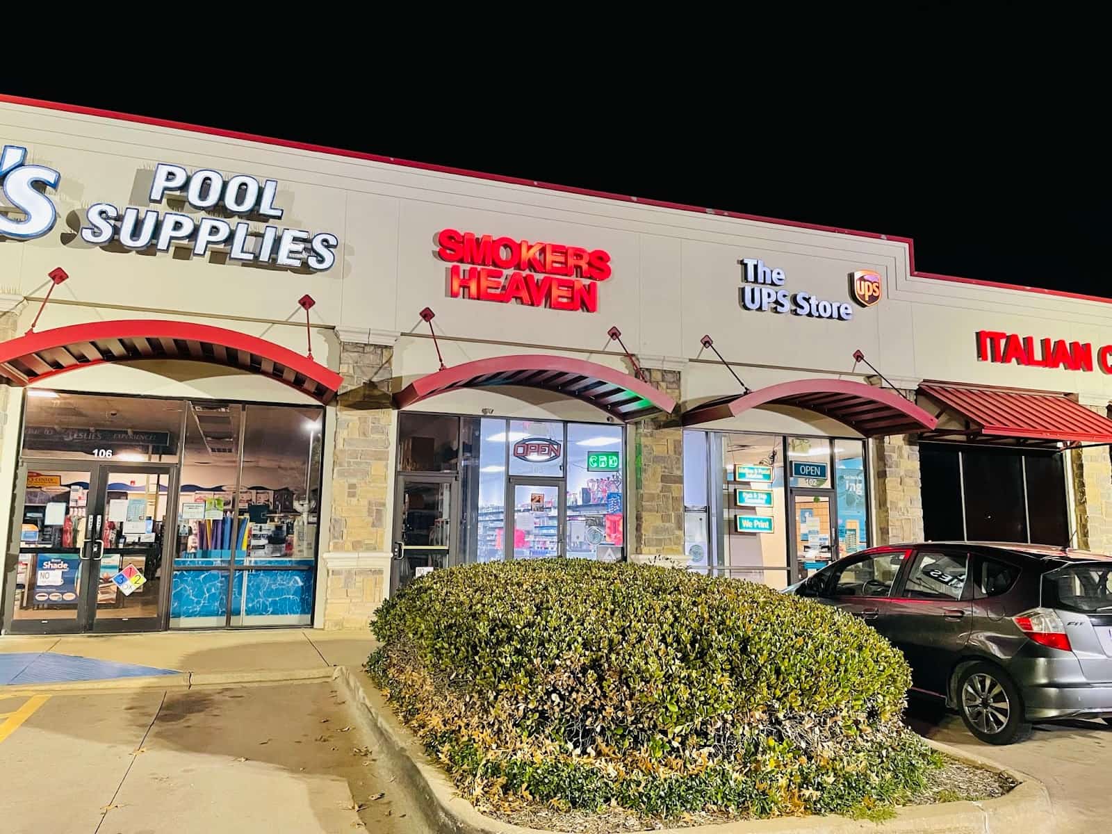 Store – main photo