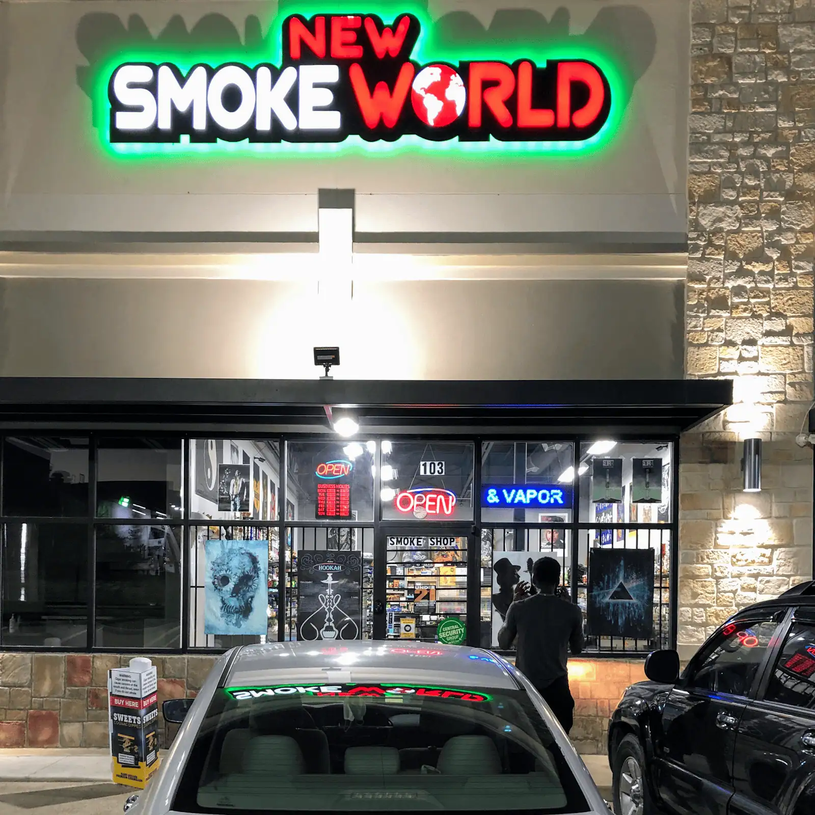 Store – main photo