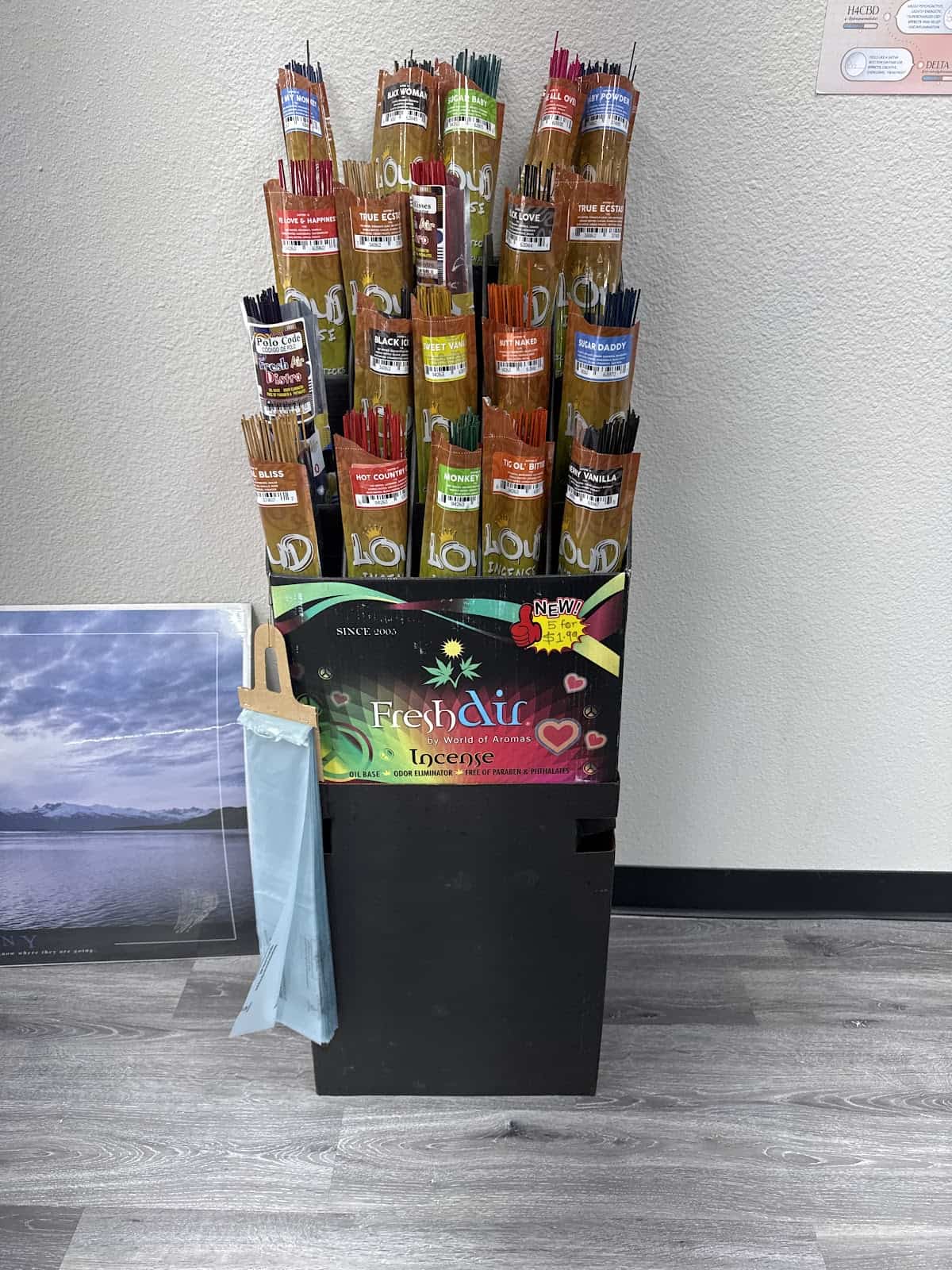 Store – gallery image 2