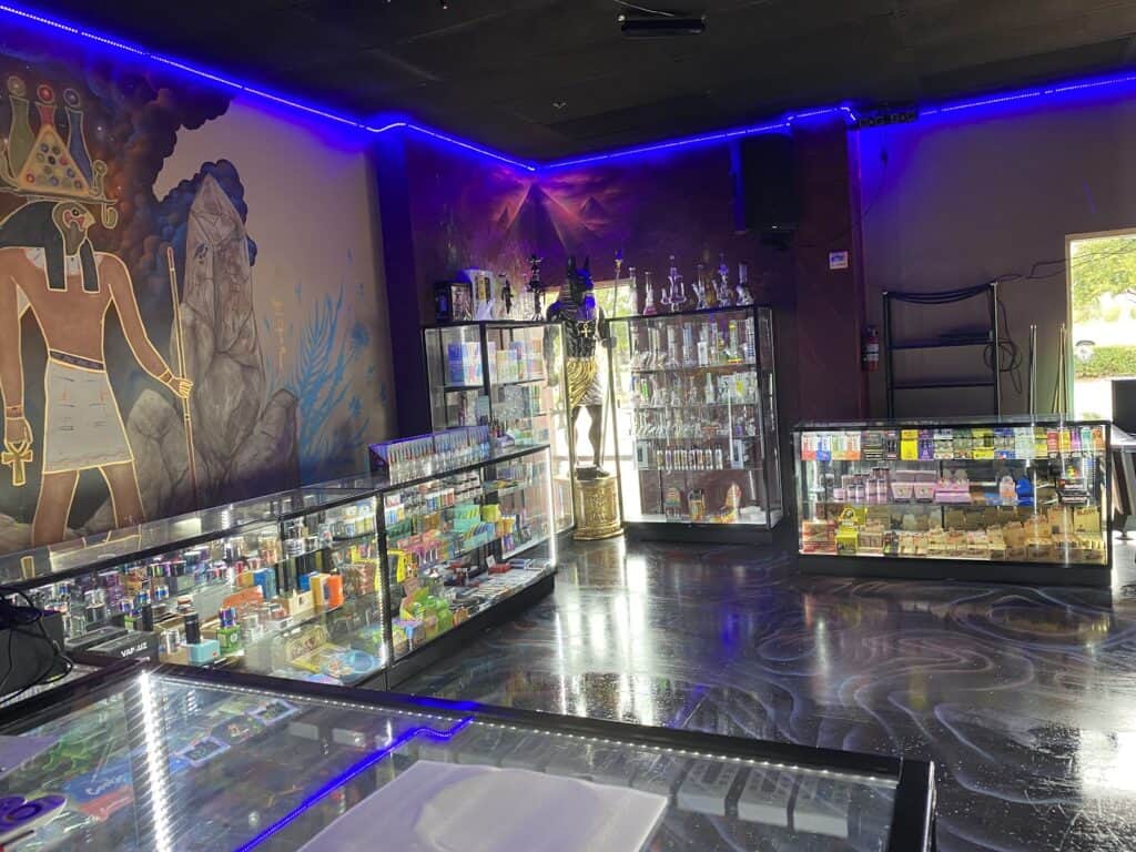 Store – main photo