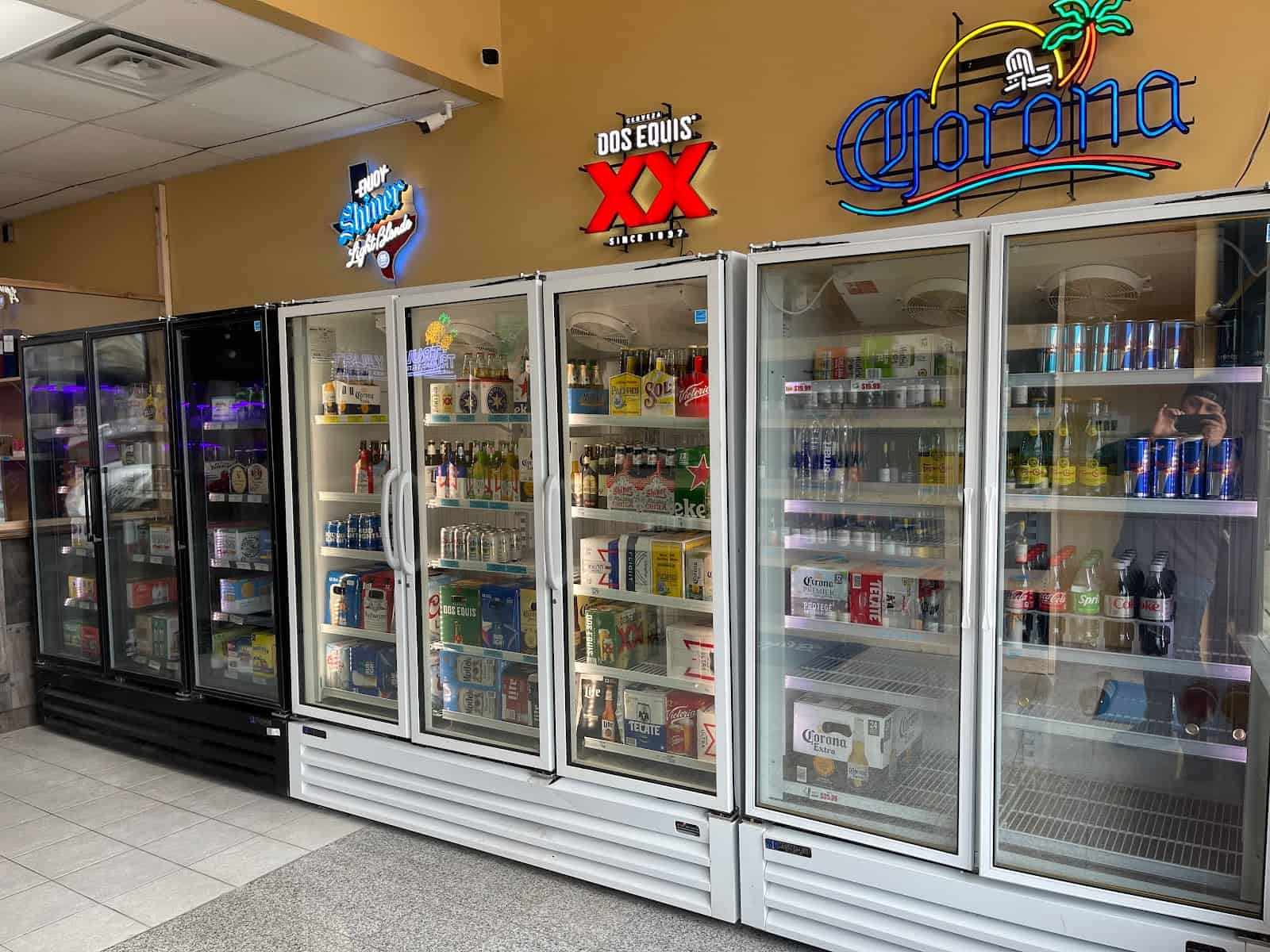 Store – gallery image 4