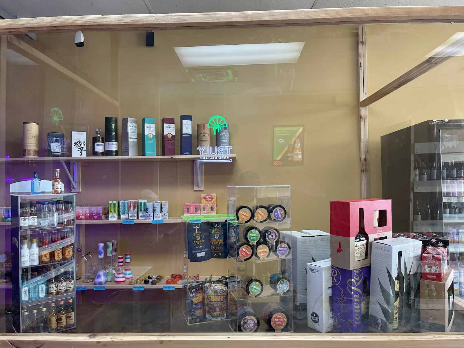 Store – gallery image 9