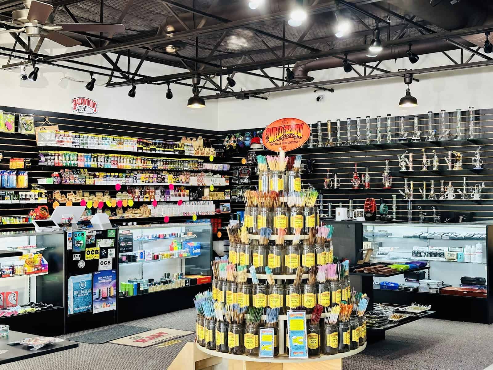 Store – gallery image 2