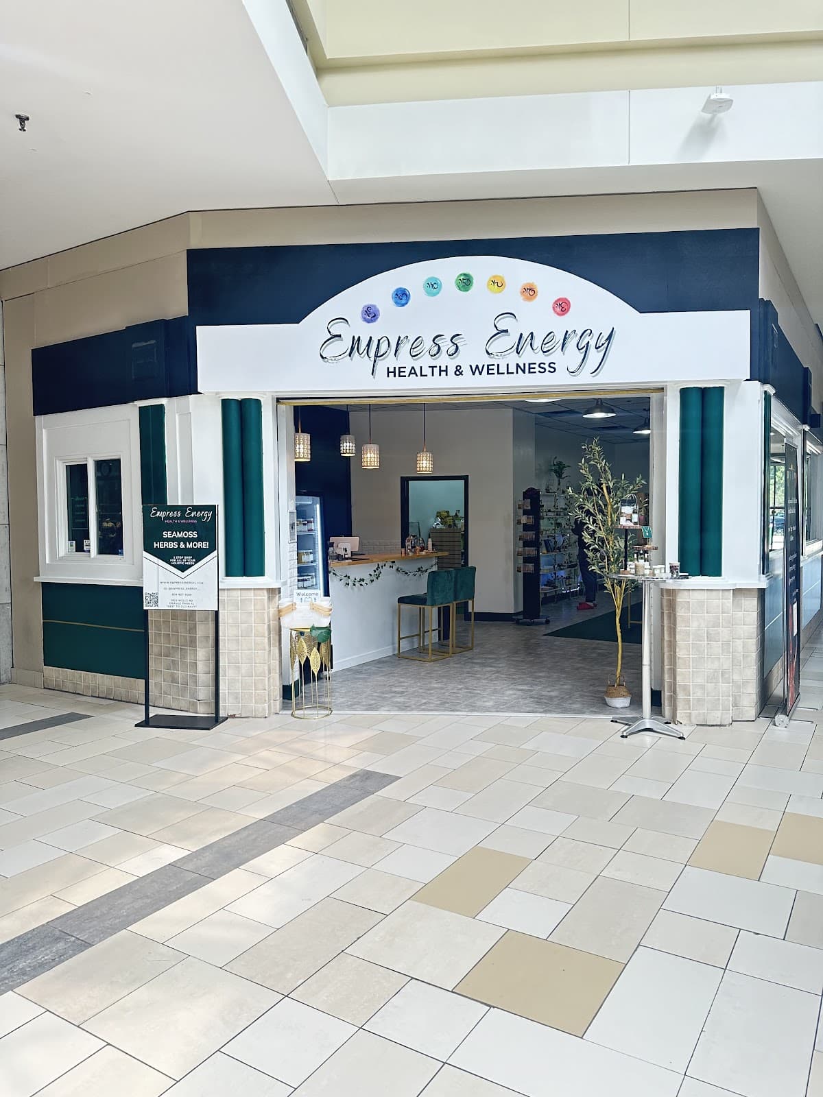 Store – main photo
