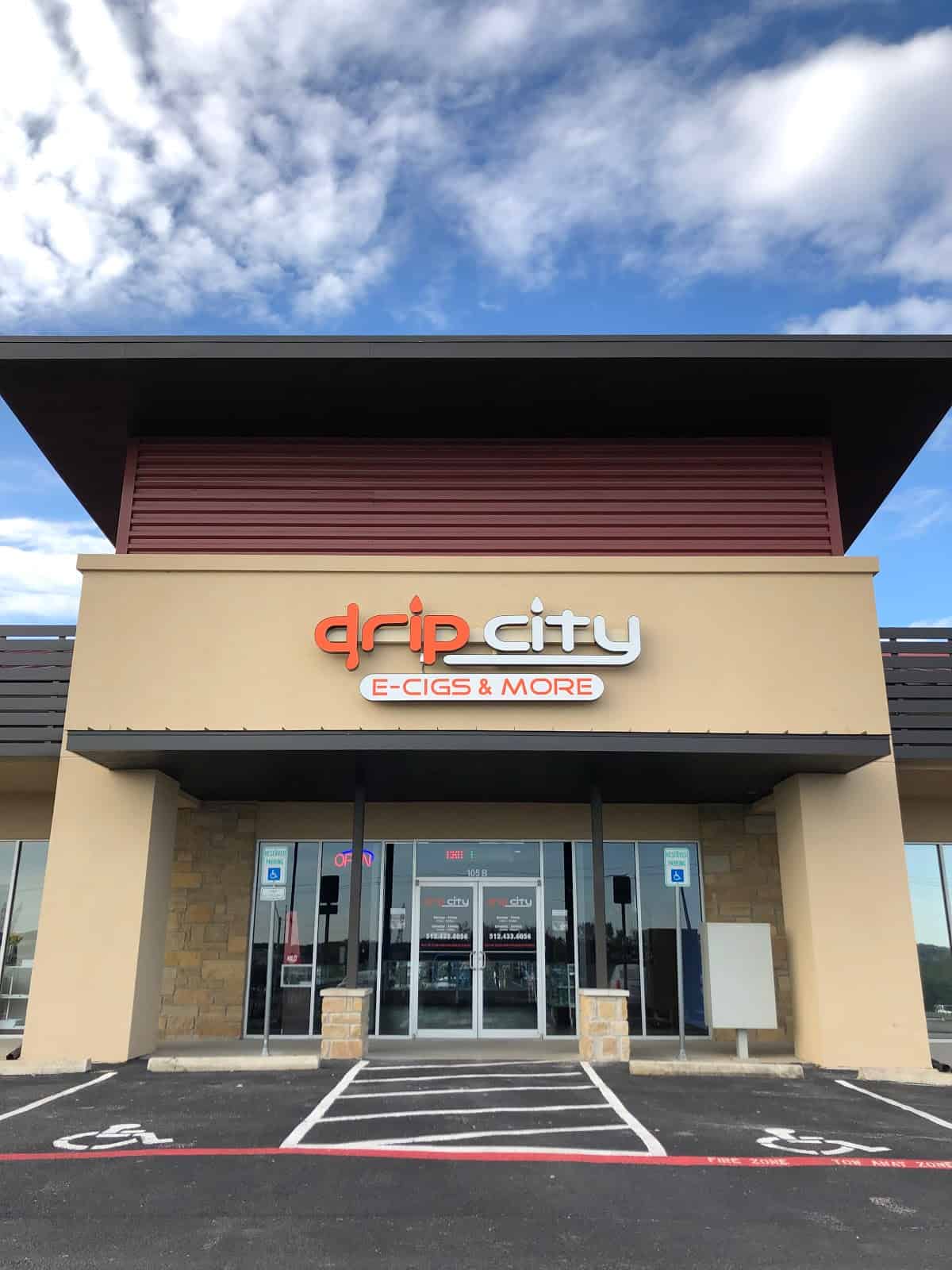 Store – main photo