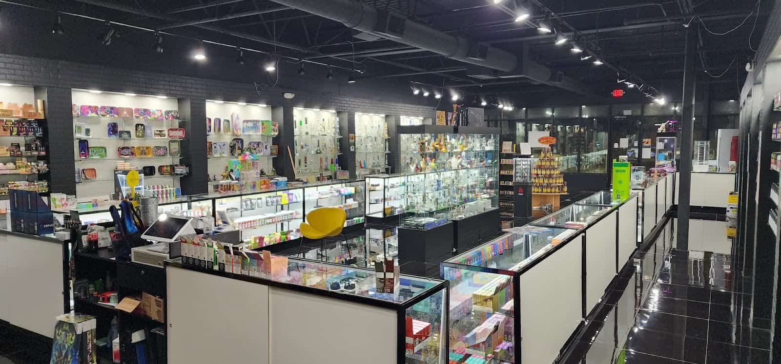 Store – gallery image 2