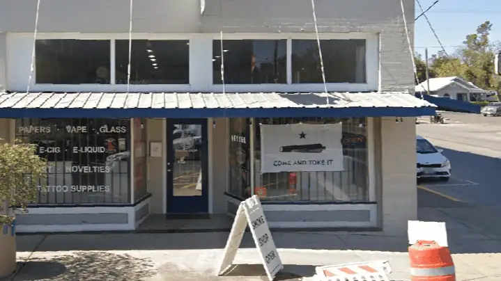 Store – main photo