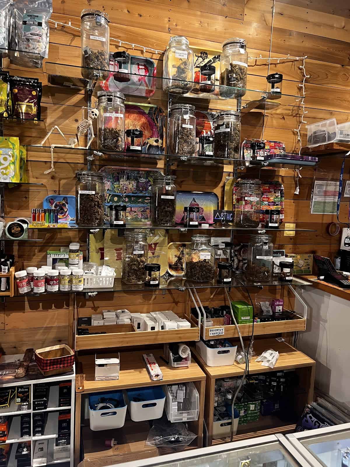 Store – gallery image 5